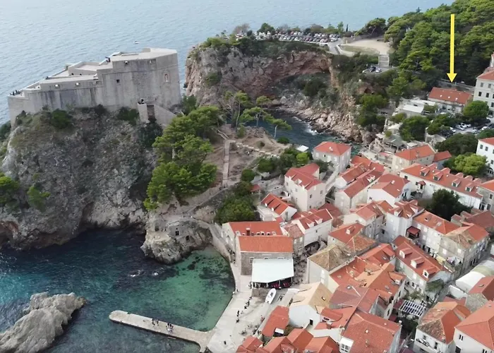 Francesko Near Old Town * Ντουμπρόβνικ